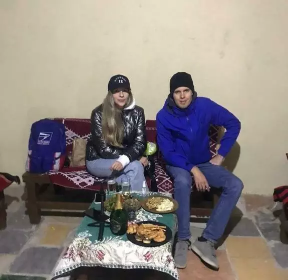 تختخواب و صبحانه Pyramids Lounge Guest House