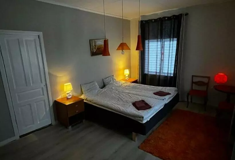 Aamiaismajoitus (B&B) Villa Inez