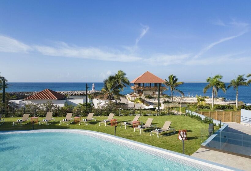 هتل Hilton Garden Inn La Romana