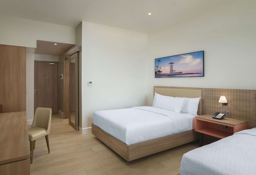 هتل Hilton Garden Inn La Romana