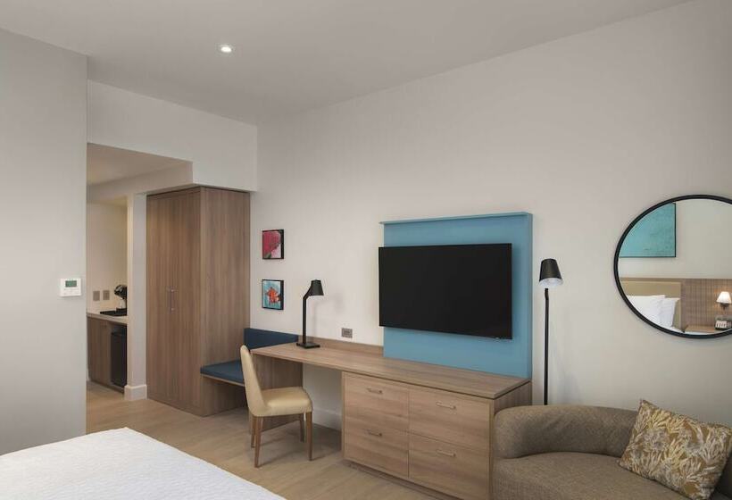 هتل Hilton Garden Inn La Romana