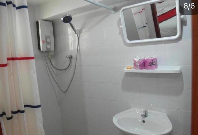 בית מלון כפרי Luang Prabang Rosie Place