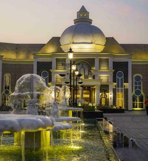 酒店 The Grand Nirvana