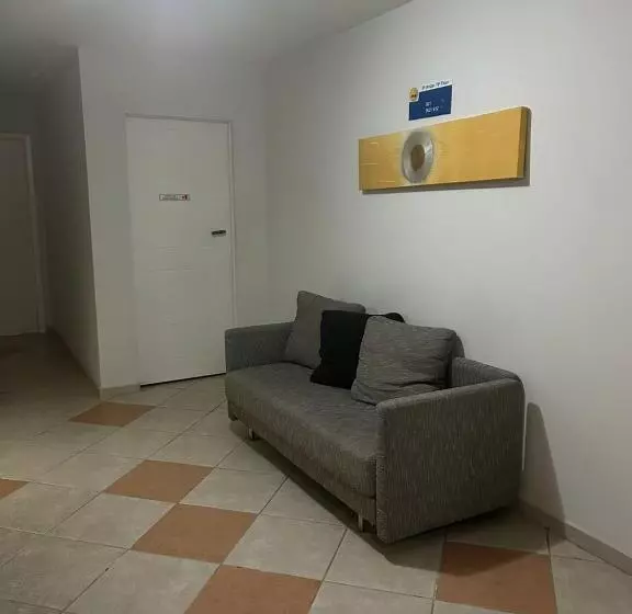 Ideal Hotels