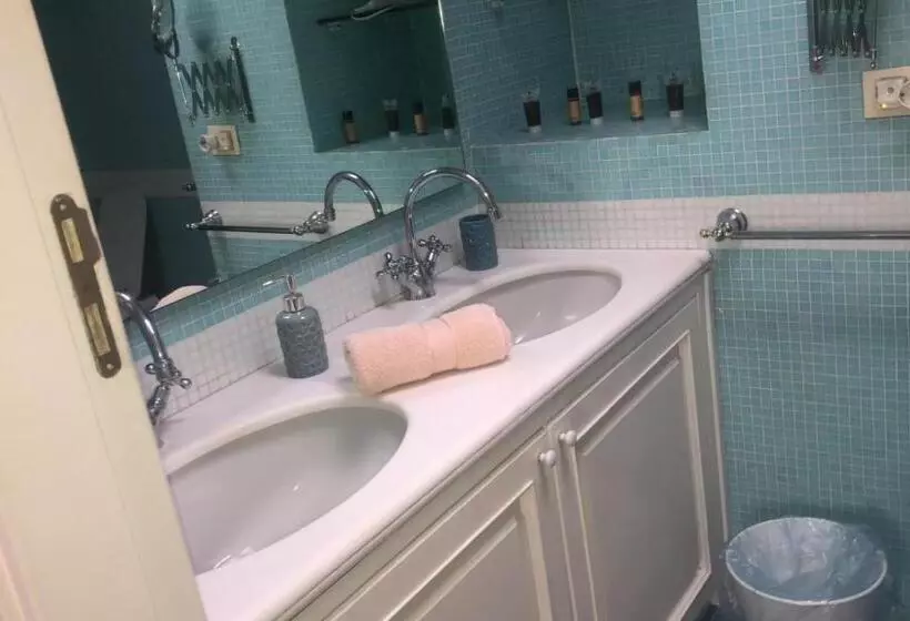 پانسیون Benedetto Cairoli Guest House