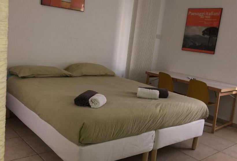 پانسیون Benedetto Cairoli Guest House