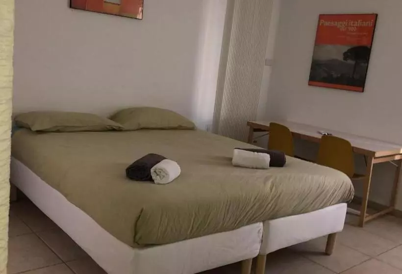 پانسیون Benedetto Cairoli Guest House