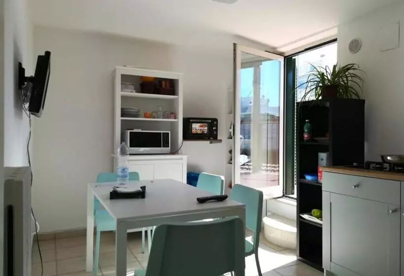 پانسیون Benedetto Cairoli Guest House