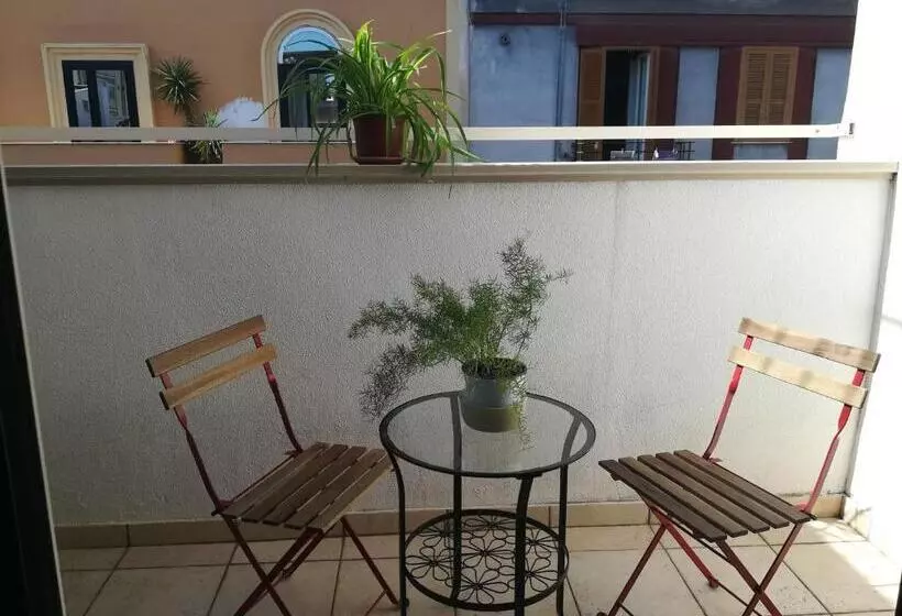 پانسیون Benedetto Cairoli Guest House