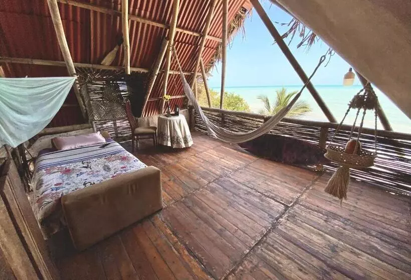 ペンション Frente Al Mar