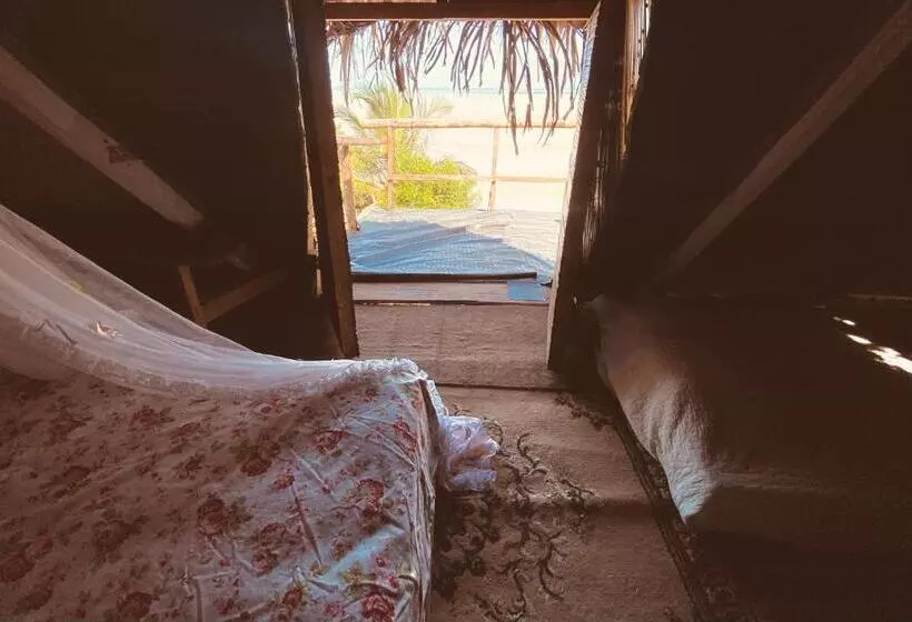 ペンション Frente Al Mar