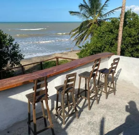 ペンション Frente Al Mar