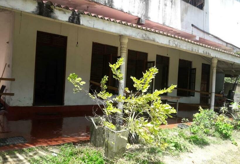 Pension (Hôtel basse catégorie) Cliff House