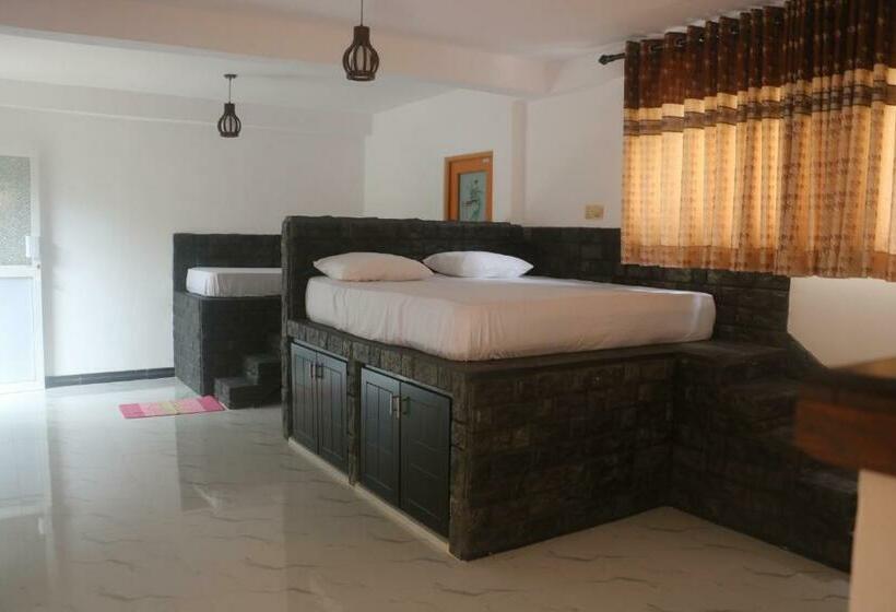 Panzió The Tunnel Corner