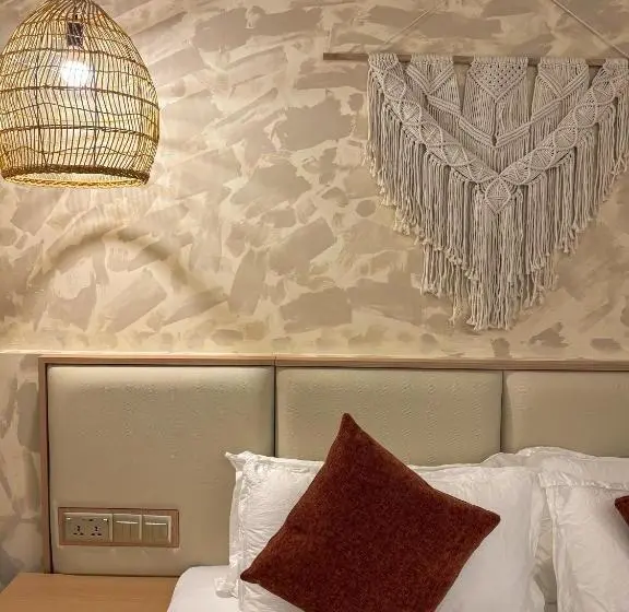 پانسیون Twin Palms Surfhouse