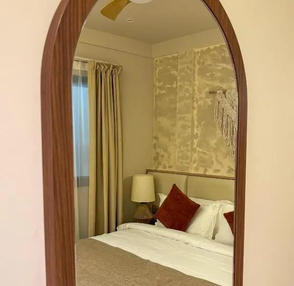پانسیون Twin Palms Surfhouse