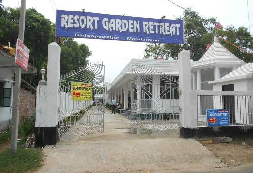Resort Garden Retreat