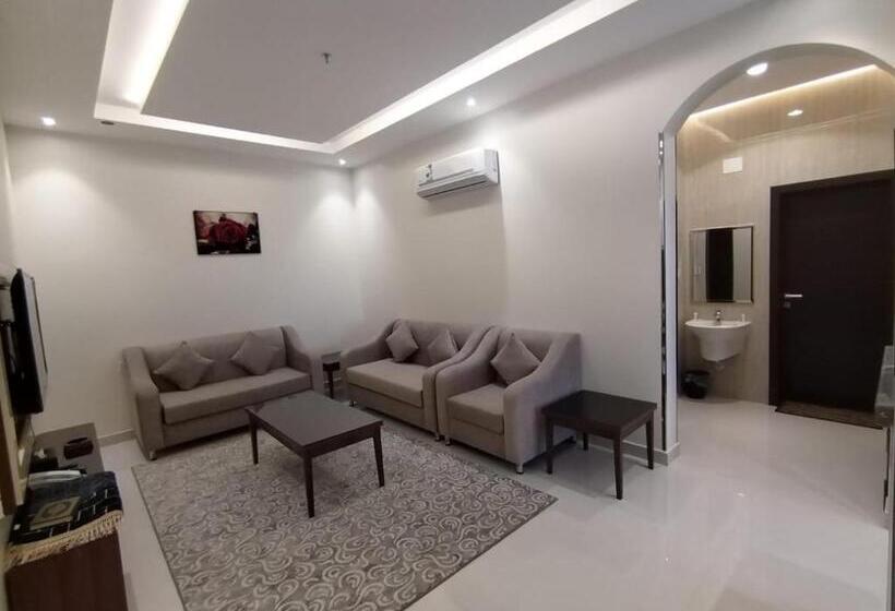 الشرق بارك للشقق المخدومة