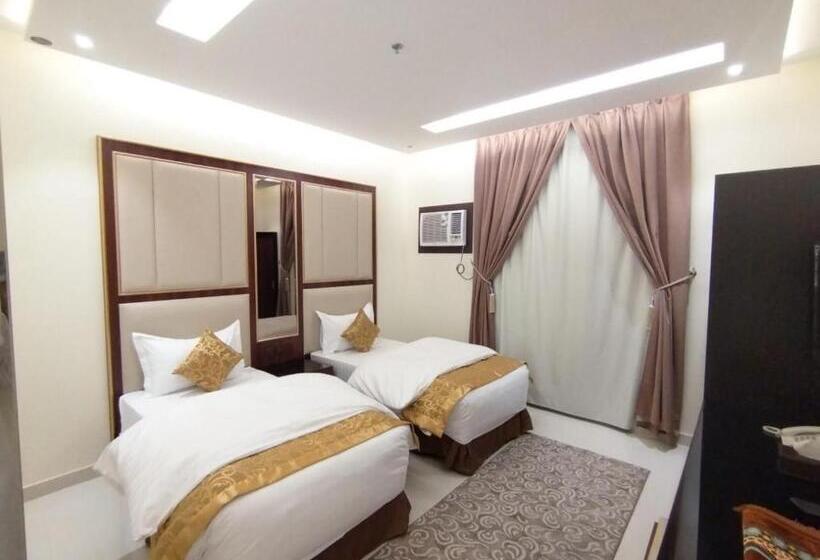 الشرق بارك للشقق المخدومة