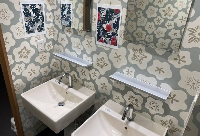 هاستل Wako Tokyo Tree View