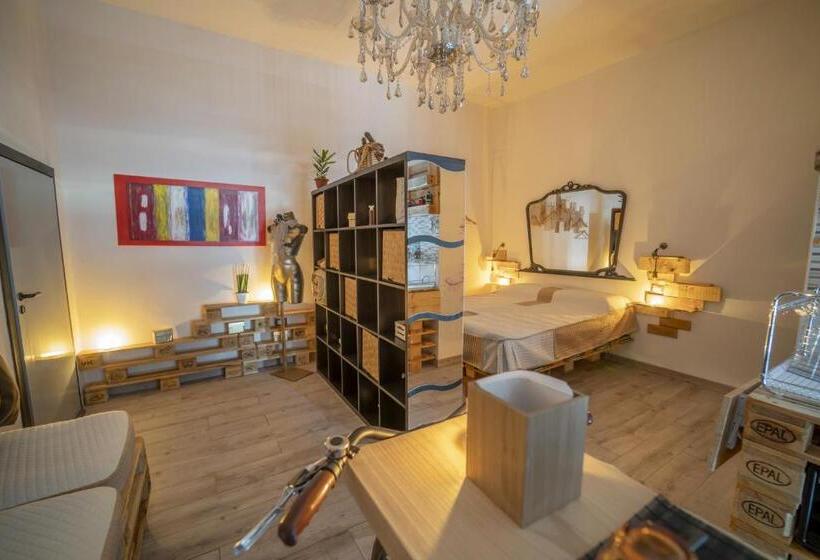 مبيت وإفطار La Casa Della Moda