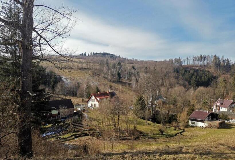 مبيت وإفطار Zaczarowalim Dom W Górach Sowich