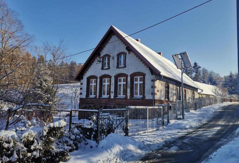 مبيت وإفطار Zaczarowalim Dom W Górach Sowich