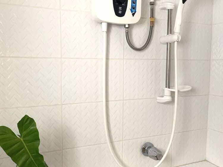 Hotell Davao Airport View