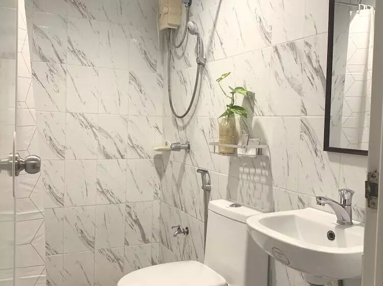 هتل Davao Airport View