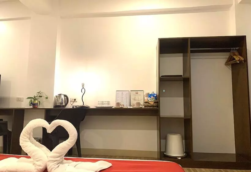 هتل Davao Airport View