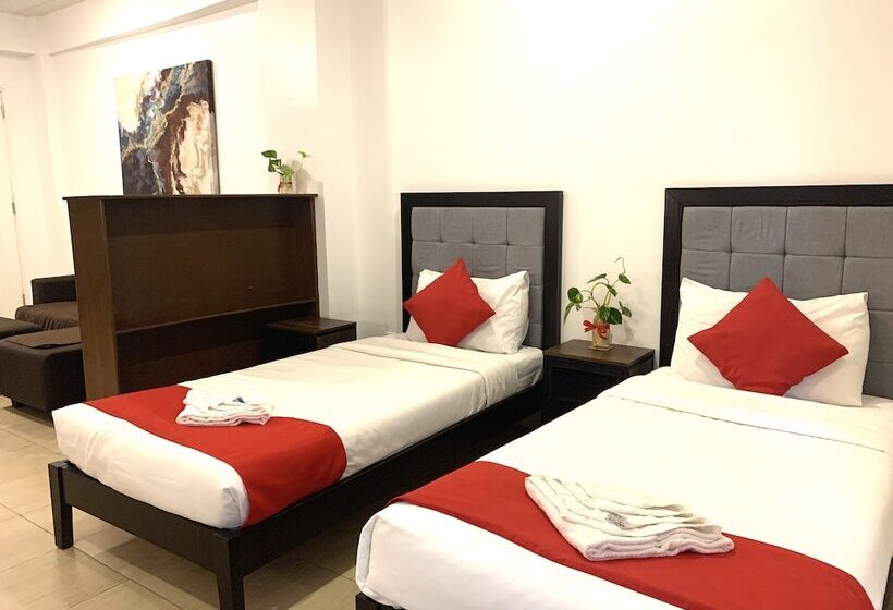 Hotell Davao Airport View