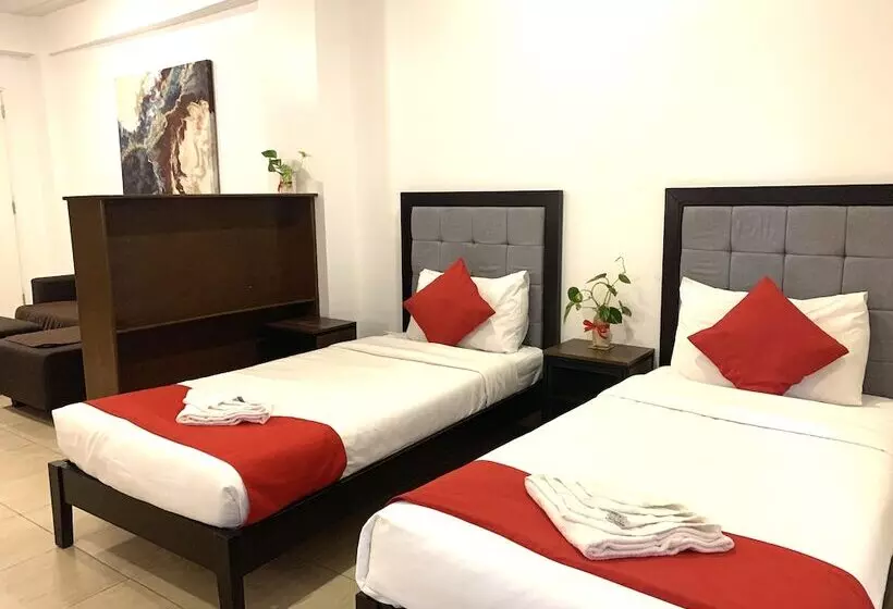 هتل Davao Airport View