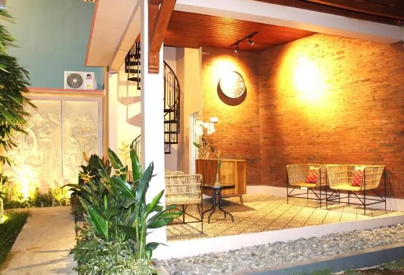 Hotel Fish Mini Authentic