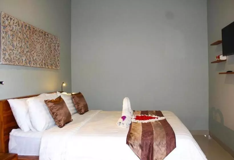 Hotel Fish Mini Authentic