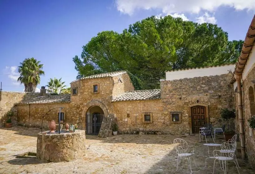 ホテル Masseria Santa Barbara
