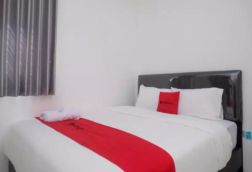 ホテル Reddoorz Syariah Near Kampus Unsoed Purwokerto