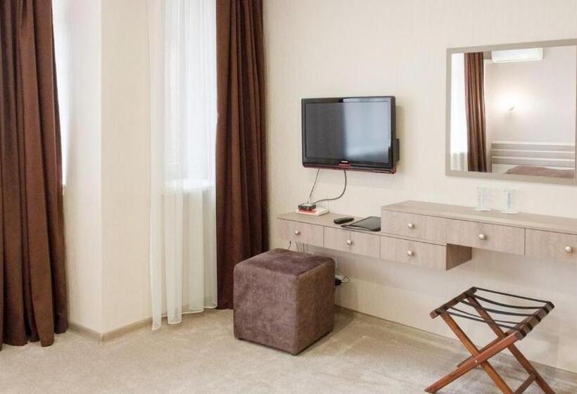 هتل Reikartz Dostar Karaganda