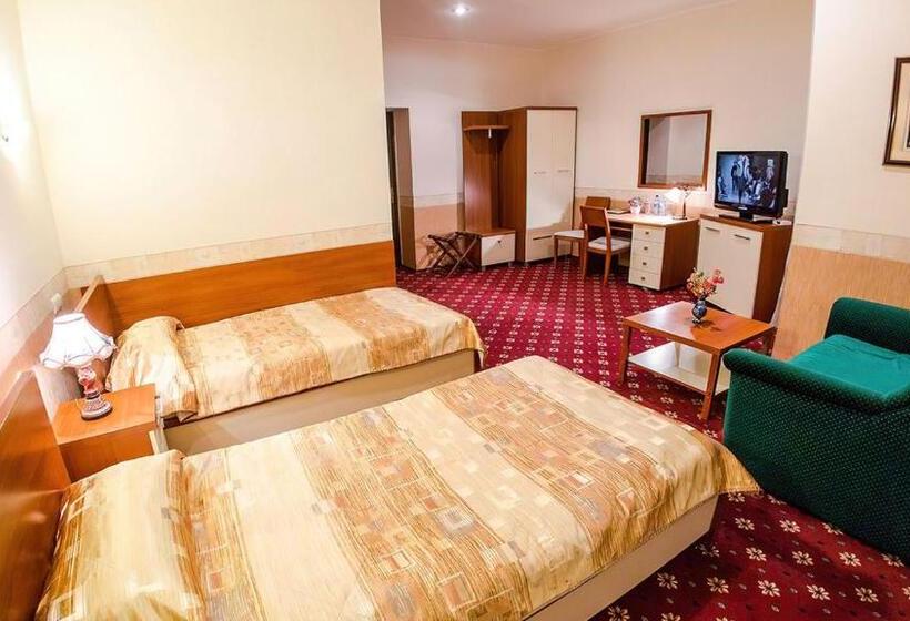 هتل Reikartz Dostar Karaganda