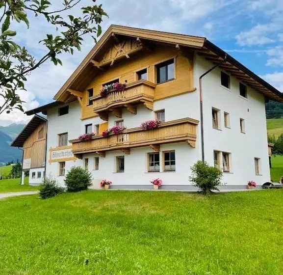 ホテル Schneiderhof