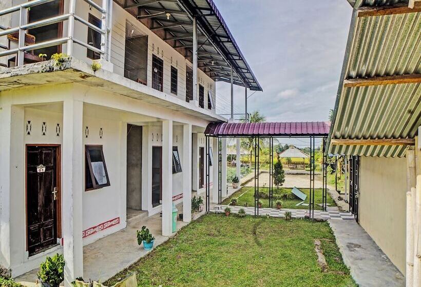 בית מלון כפרי Spot On 92005 Jabu Sihol