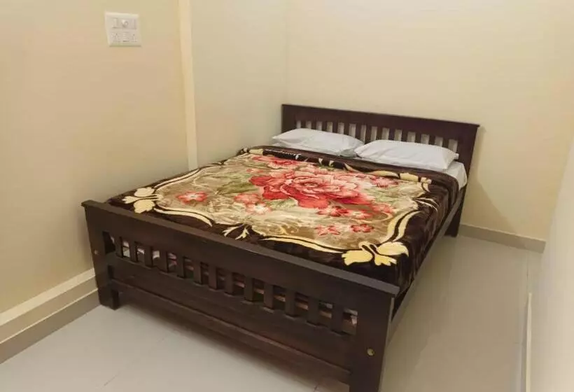 Hotelli Sri Vinayaka Comforts