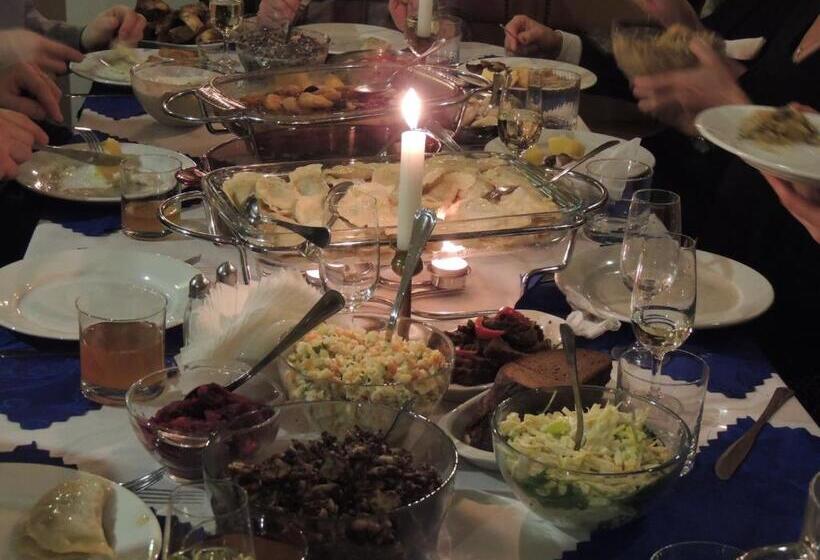 בית מלון כפרי Stadnina Koni Kierzbuń