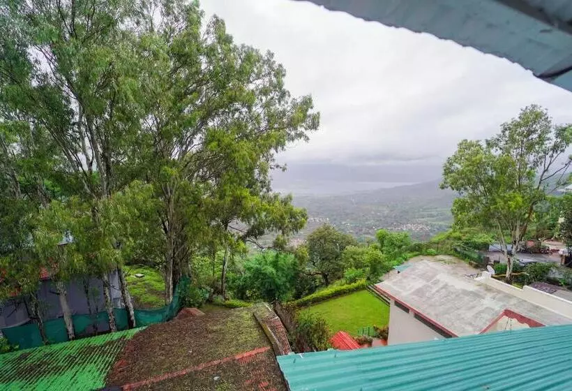 Hotelli The Signature Crest