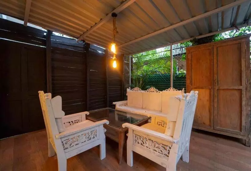 Hotelli The Signature Crest