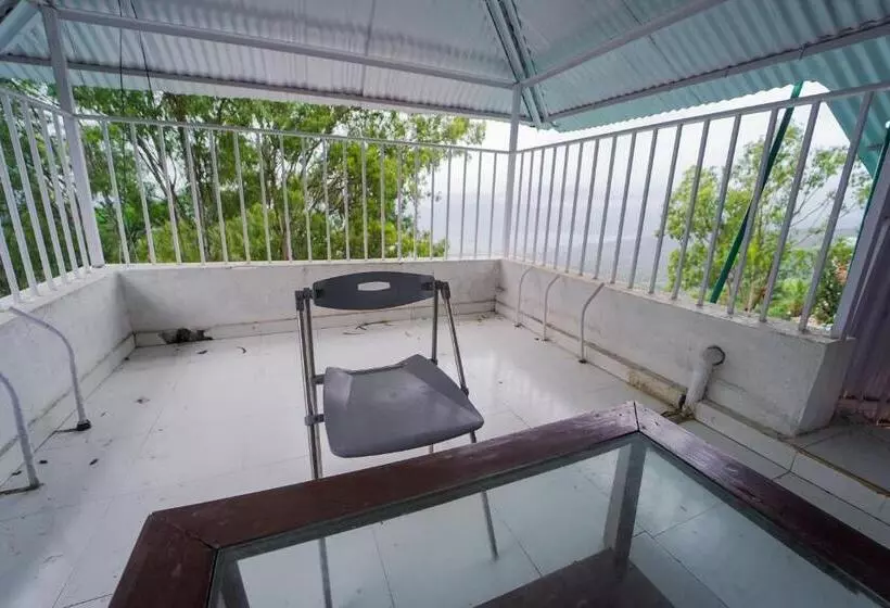 Hotelli The Signature Crest