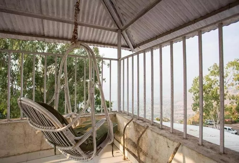 Hotelli The Signature Crest