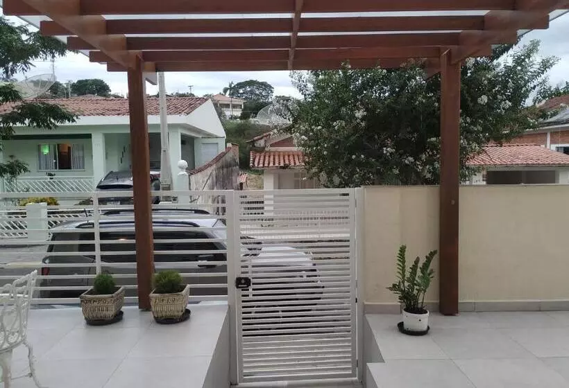 Majatalo A Pousadinha