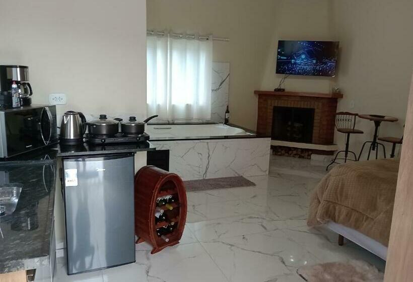 ペンション Cantinho Na Serra