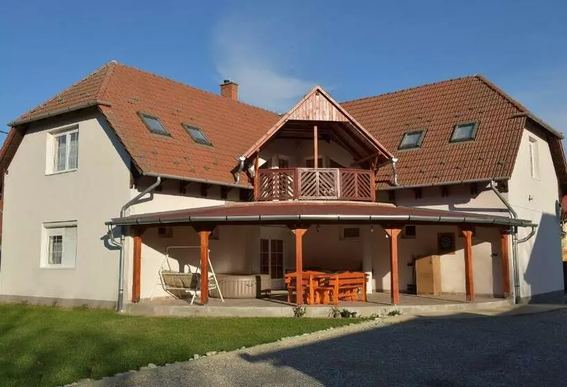 Majatalo Sonia Vendégház