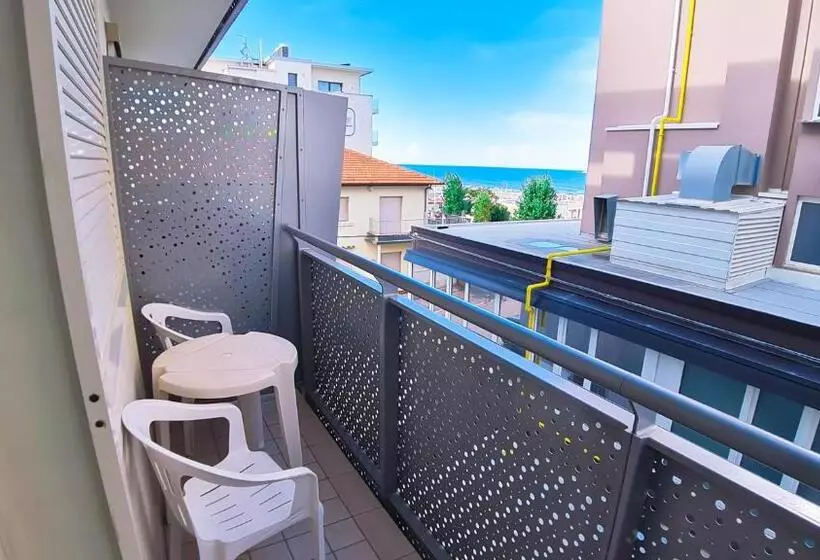 Residence Marittimo Riccione